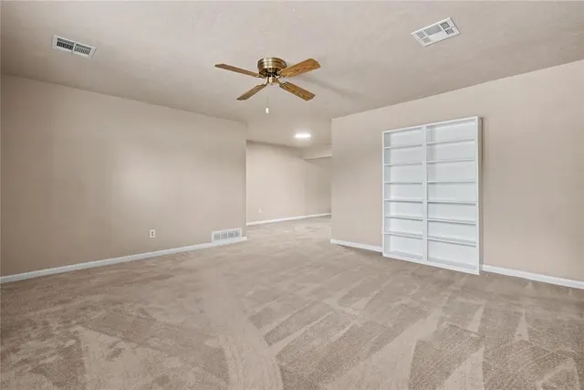 Photo 5 — 13 NW 53rd Street, Lawton, OK 73505