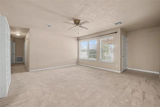 Photo 6 — 13 NW 53rd Street, Lawton, OK 73505