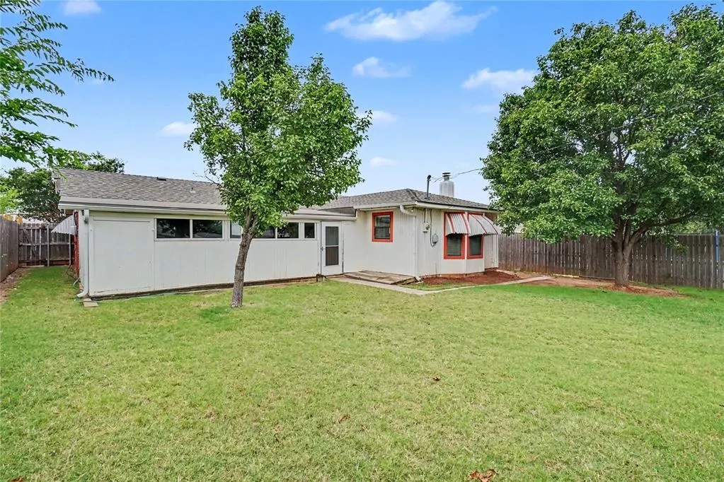 Photo 31 — 13 NW 53rd Street, Lawton, OK 73505