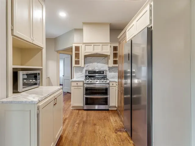 Photo 6 — 2421 19th Street, Oklahoma City, OK 73107