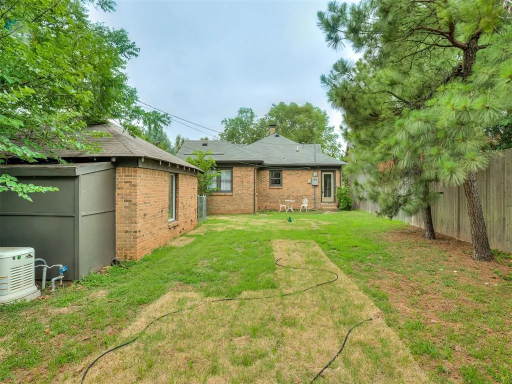 Photo 15 — 2421 19th Street, Oklahoma City, OK 73107