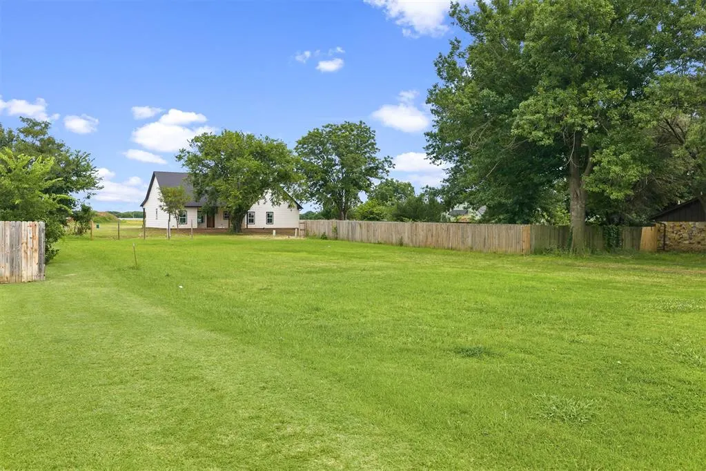 Photo 3 — 1331 Alvera Lane, Wynnewood, OK 73098