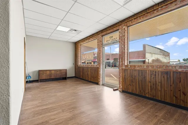 Photo 3 — 115 N Dean A McGee, Wynnewood, OK 73098