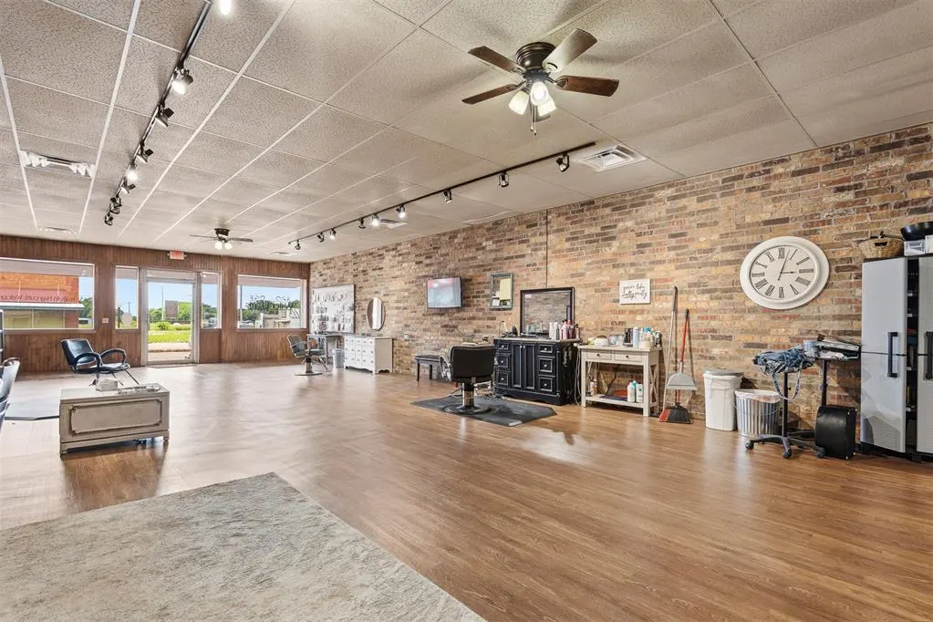 Photo 17 — 115 N Dean A McGee, Wynnewood, OK 73098