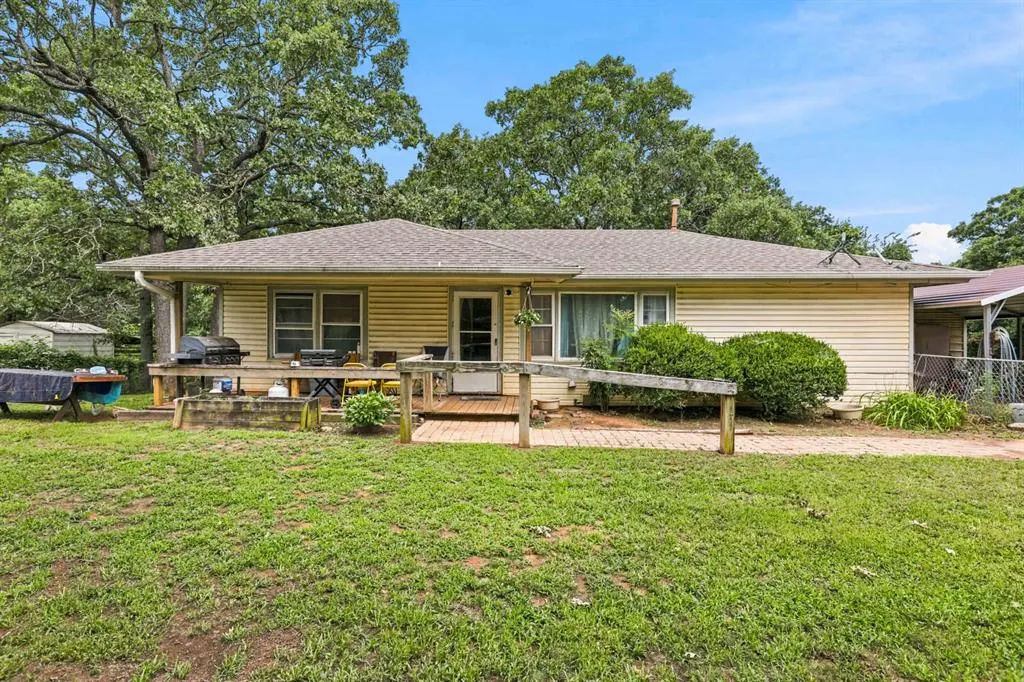 Photo 2 — 990959 S 3293 Road, Harrah, OK 73045