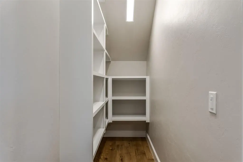 Photo 19 — 10701 Servon Drive, Oklahoma City, OK 73170