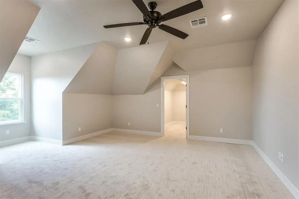 Photo 33 — 10701 Servon Drive, Oklahoma City, OK 73170