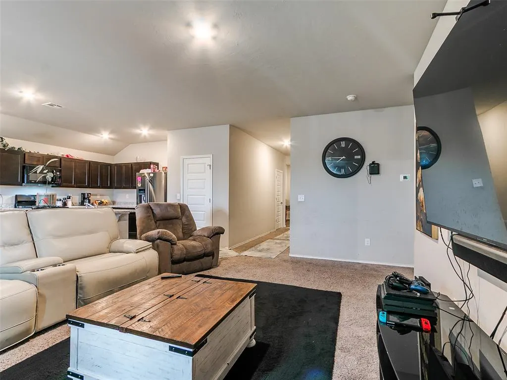 Photo 16 — 1229 Chuck Wagon Drive, El Reno, OK 73036