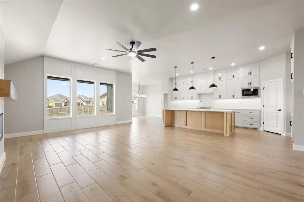 Photo 12 — 8213 NW 152nd Street, Edmond, OK 73013