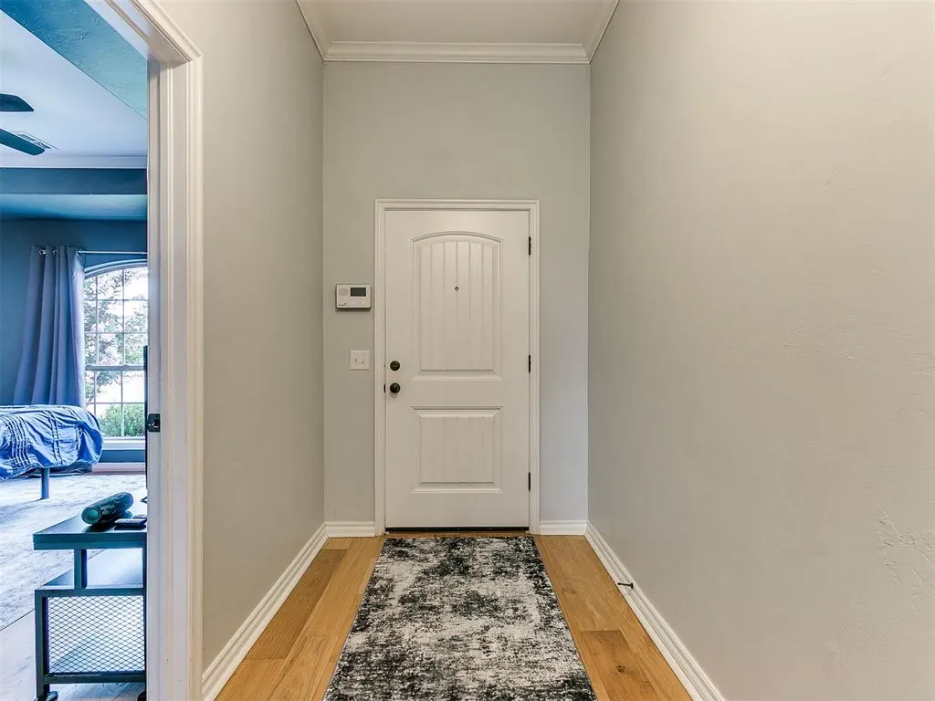 Photo 4 — 18404 Scarborough Drive, Edmond, OK 73012