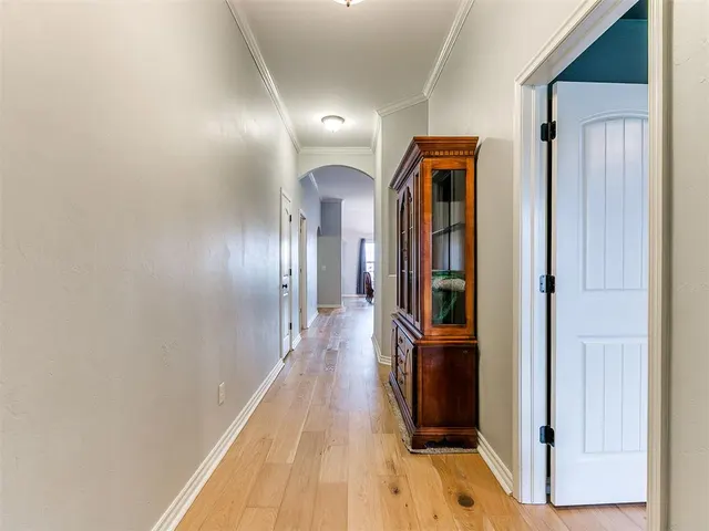 Photo 5 — 18404 Scarborough Drive, Edmond, OK 73012