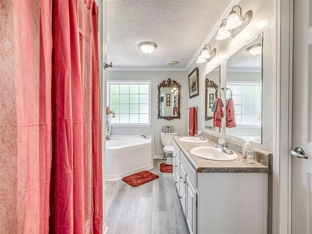 Photo 9 — 340 N 84th Street, Noble, OK 73068