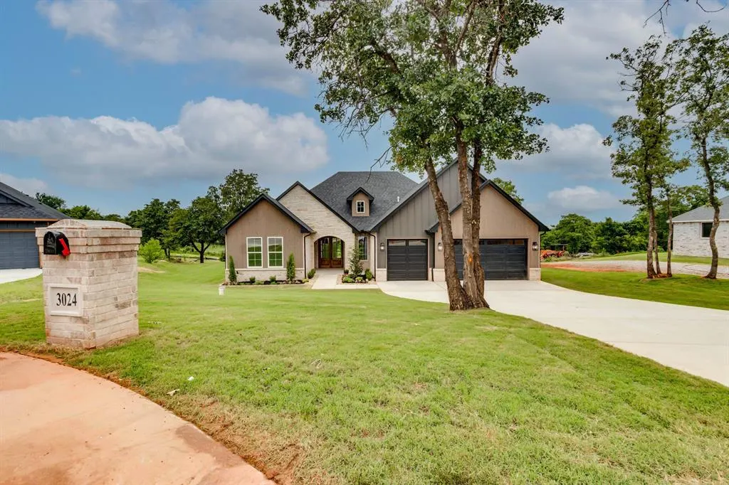 Photo 2 — 3024 Road Runner Court, Guthrie, OK 73044