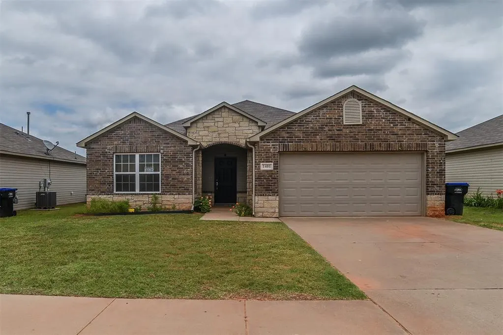 Front exterior — 1401 Gypsum Place, Noble, OK 73068