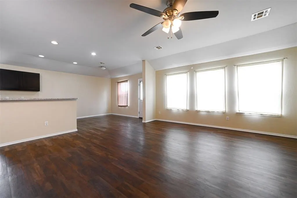 Photo 4 — 1401 Gypsum Place, Noble, OK 73068