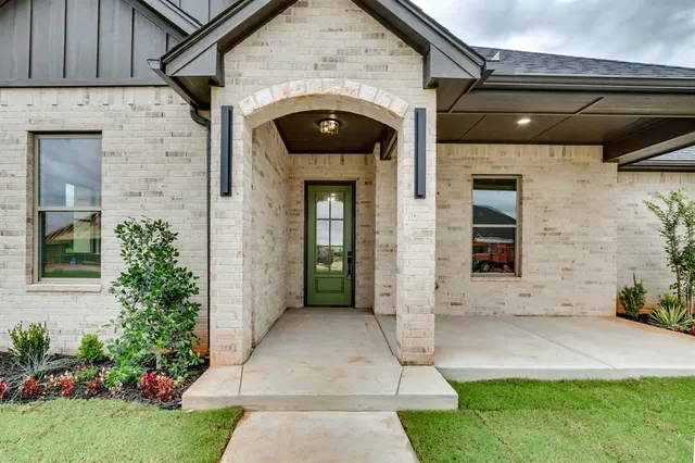 Photo 5 — 9356 Elizabeth Drive, Guthrie, OK 73044