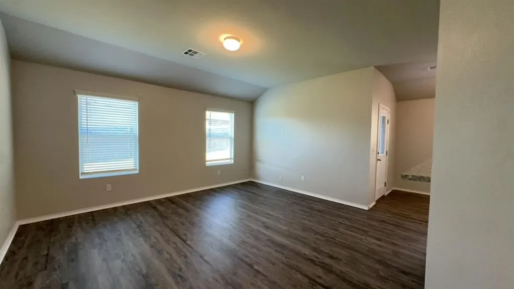 Photo 4 — 1928 Timberdale Drive, Shawnee, OK 74804