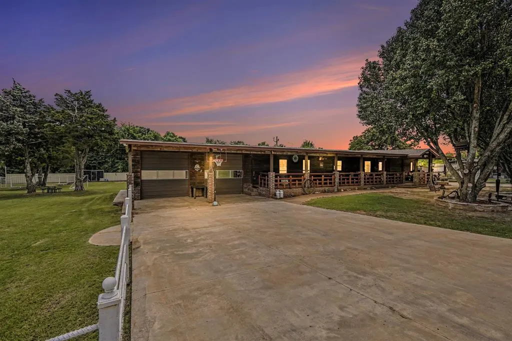 Photo 10 — 108 Woodland Drive, Edmond, OK 73025