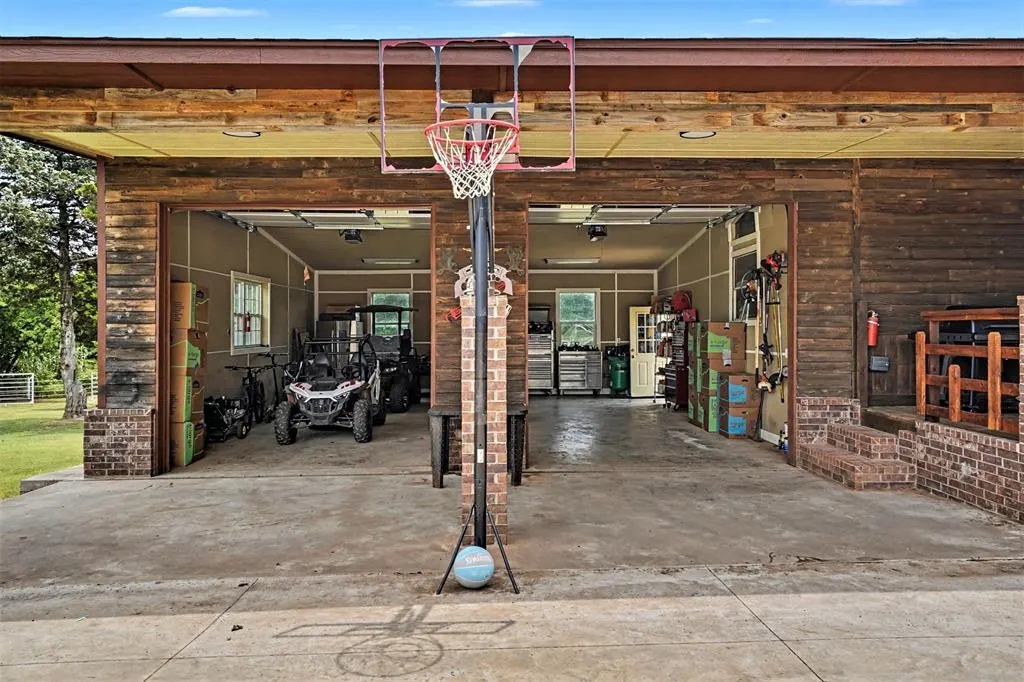 Photo 15 — 108 Woodland Drive, Edmond, OK 73025