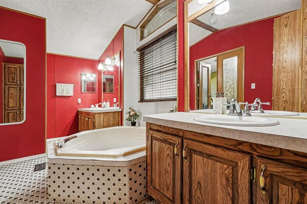 Photo 28 — 108 Woodland Drive, Edmond, OK 73025