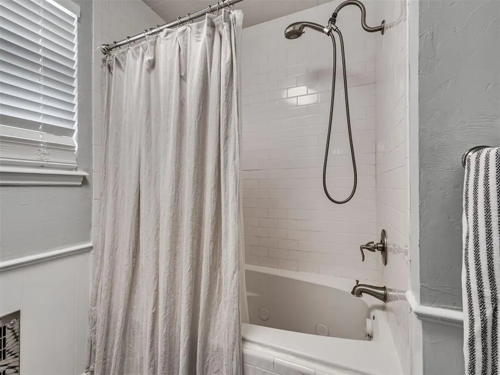Photo 26 — 3833 NW 65th Street, Oklahoma City, OK 73116
