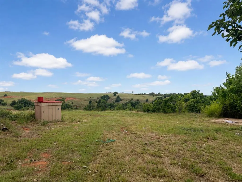 Photo 7 — 2091 County Road 1300, Blanchard, OK 73010