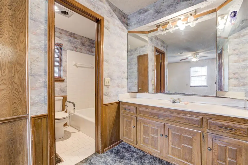 Photo 25 — 2301 S Manor Road, Yukon, OK 73099