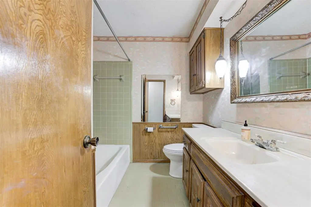 Photo 30 — 2301 S Manor Road, Yukon, OK 73099