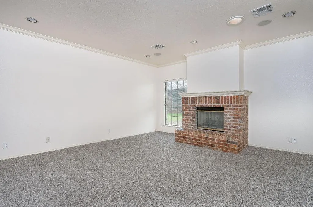 Photo 5 — 1920 NW 160th Place, Edmond, OK 73013