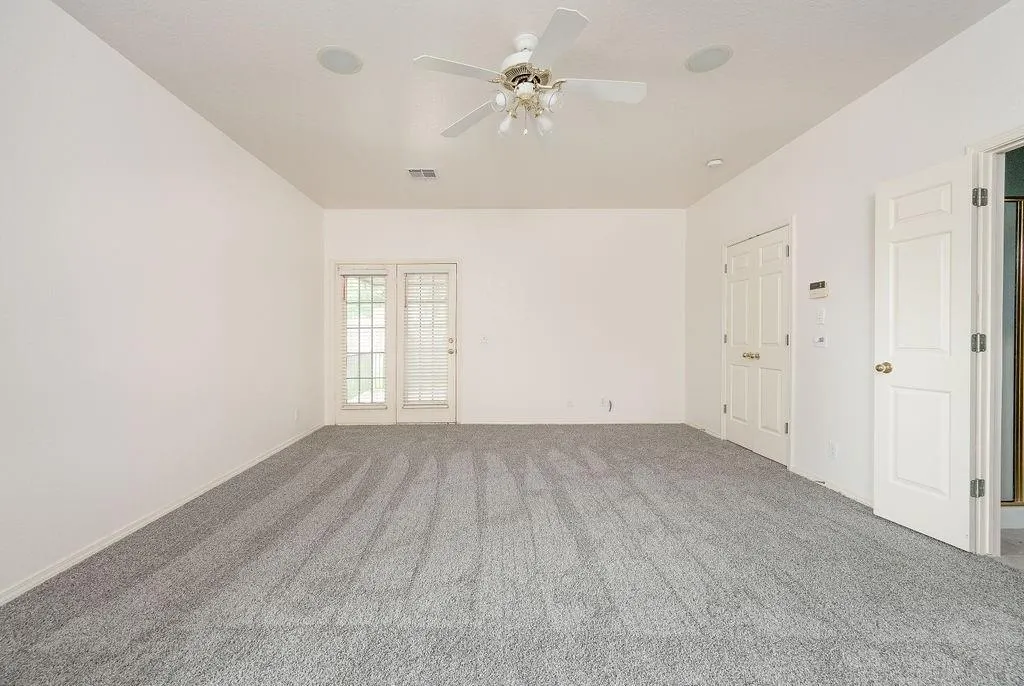 Photo 12 — 1920 NW 160th Place, Edmond, OK 73013