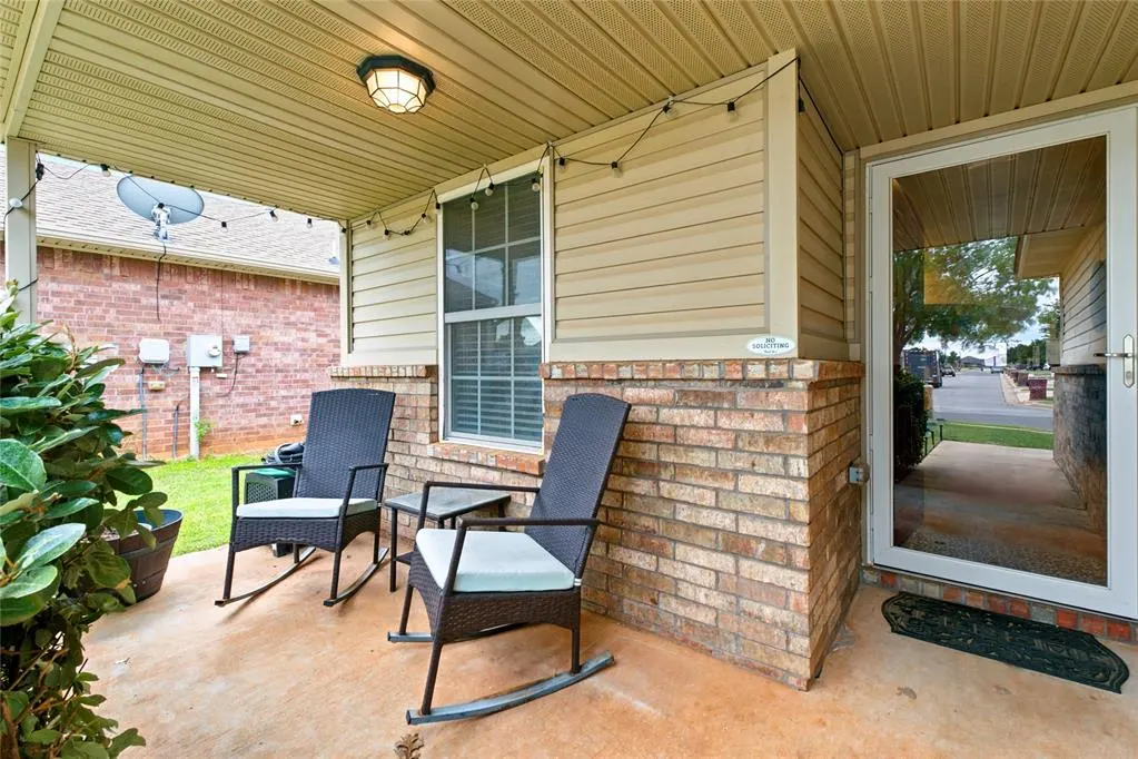 Photo 4 — 19501 Vista Avenue, Edmond, OK 73012