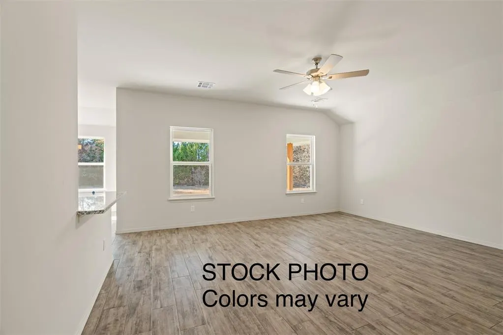 Photo 3 — 10656 SW 18th Street, Yukon, OK 73099