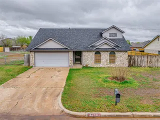 Sold home at 5301 SE 82nd Street
