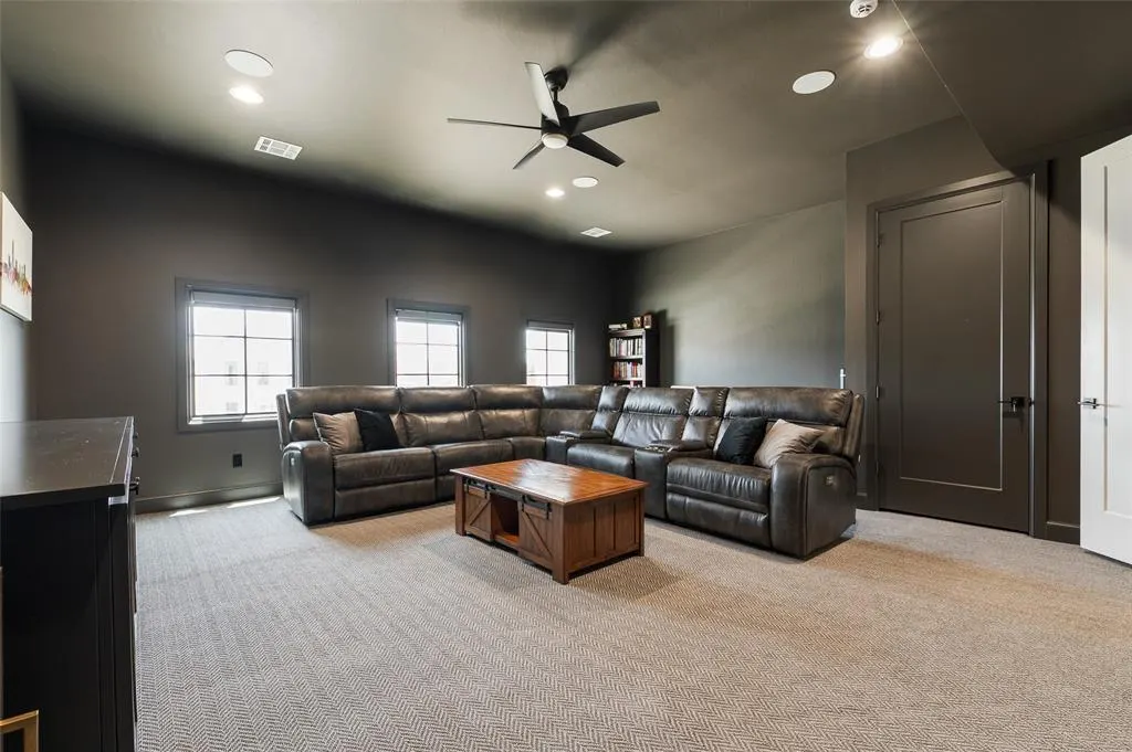 Photo 31 — 137 NE 14th Street, Oklahoma City, OK 73104