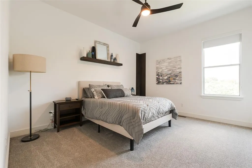 Photo 38 — 137 NE 14th Street, Oklahoma City, OK 73104