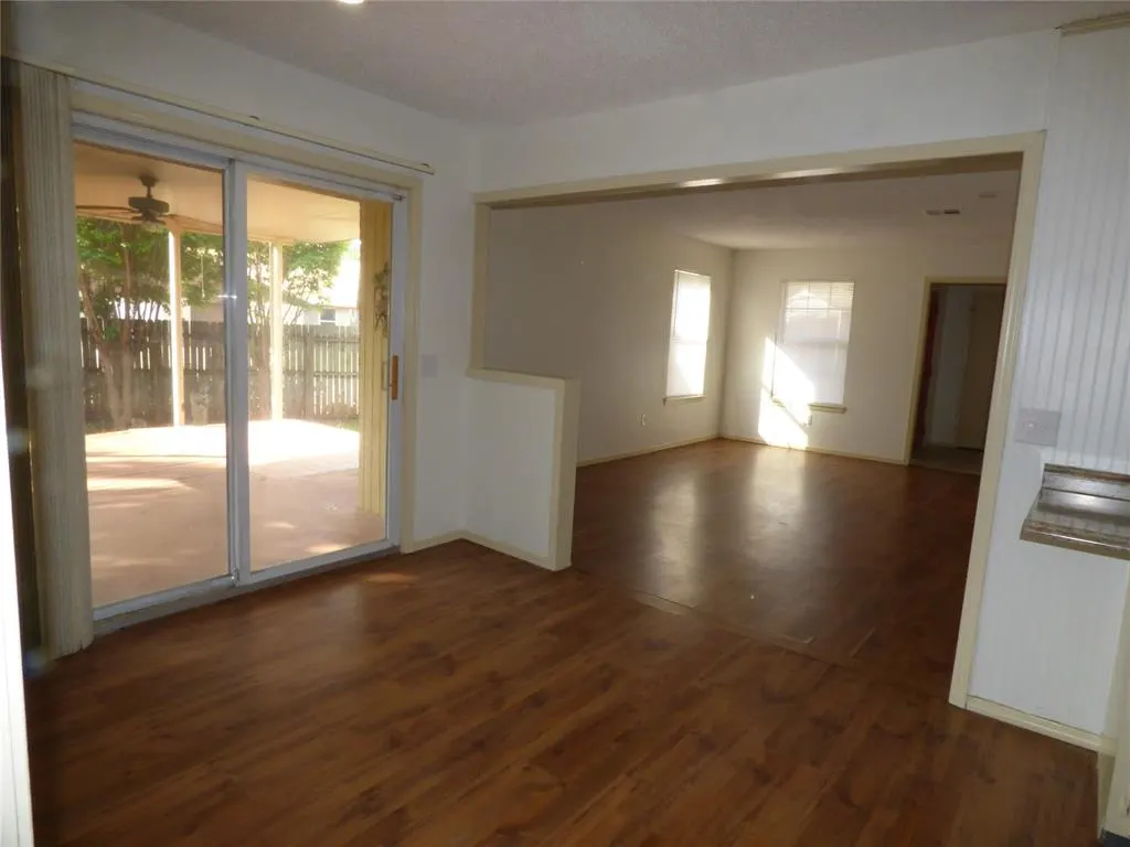 Photo 12 — 1008 Tall Oaks Drive, Midwest City, OK 73110
