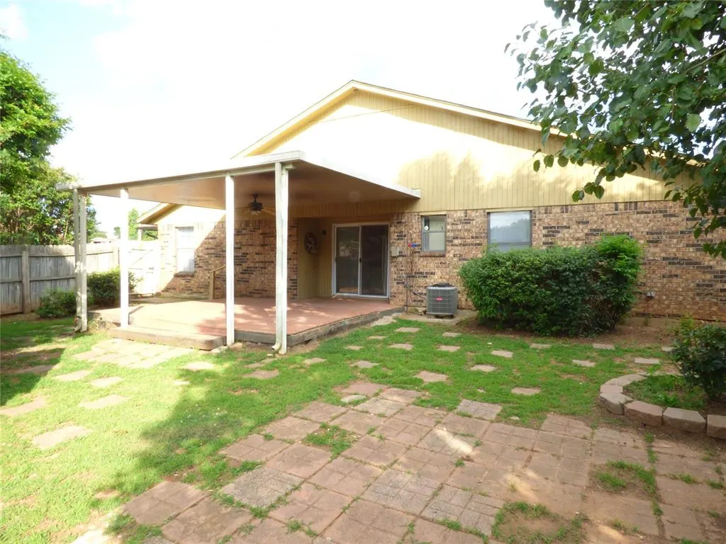Photo 24 — 1008 Tall Oaks Drive, Midwest City, OK 73110