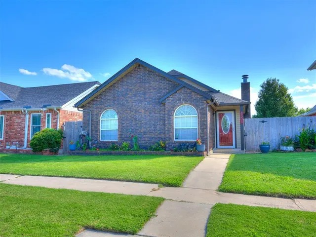 Photo 4 — 1508 Westmore Drive, Oklahoma City, OK 73170