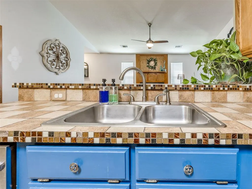 Photo 13 — 1508 Westmore Drive, Oklahoma City, OK 73170