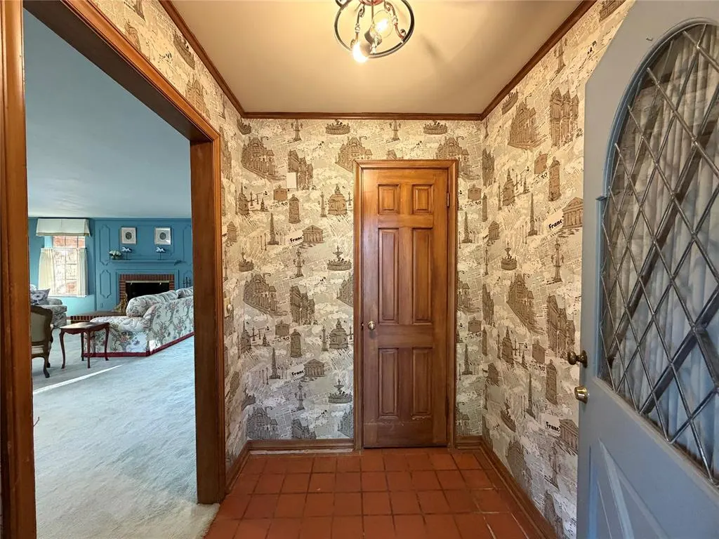 Photo 3 — 6201 N Barnes Avenue, Oklahoma City, OK 73112