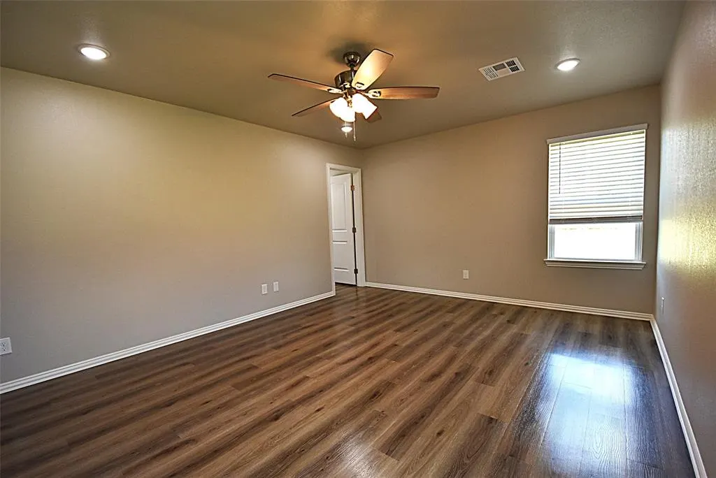 Photo 16 — 833 Elm Street, Seminole, OK 74868