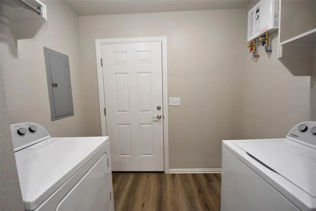 Photo 31 — 833 Elm Street, Seminole, OK 74868