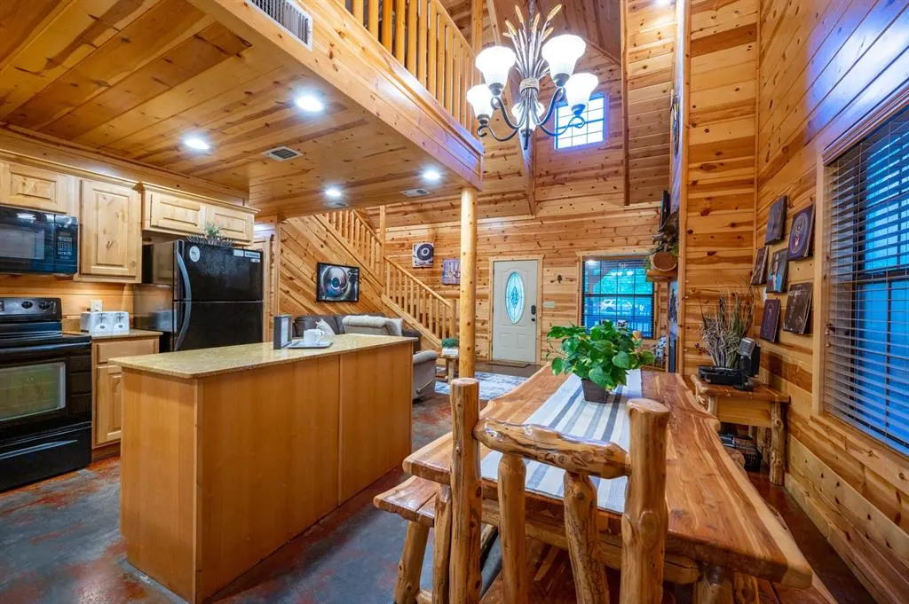 Photo 5 — 295 Dry Fly Road, Broken Bow, OK 74728