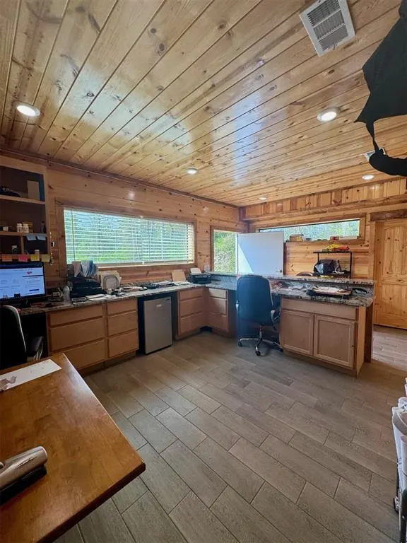 Photo 8 — 204 W Sherry Lane, Broken Bow, OK 74728