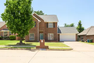 Sold home at 1829 Courtney Lane