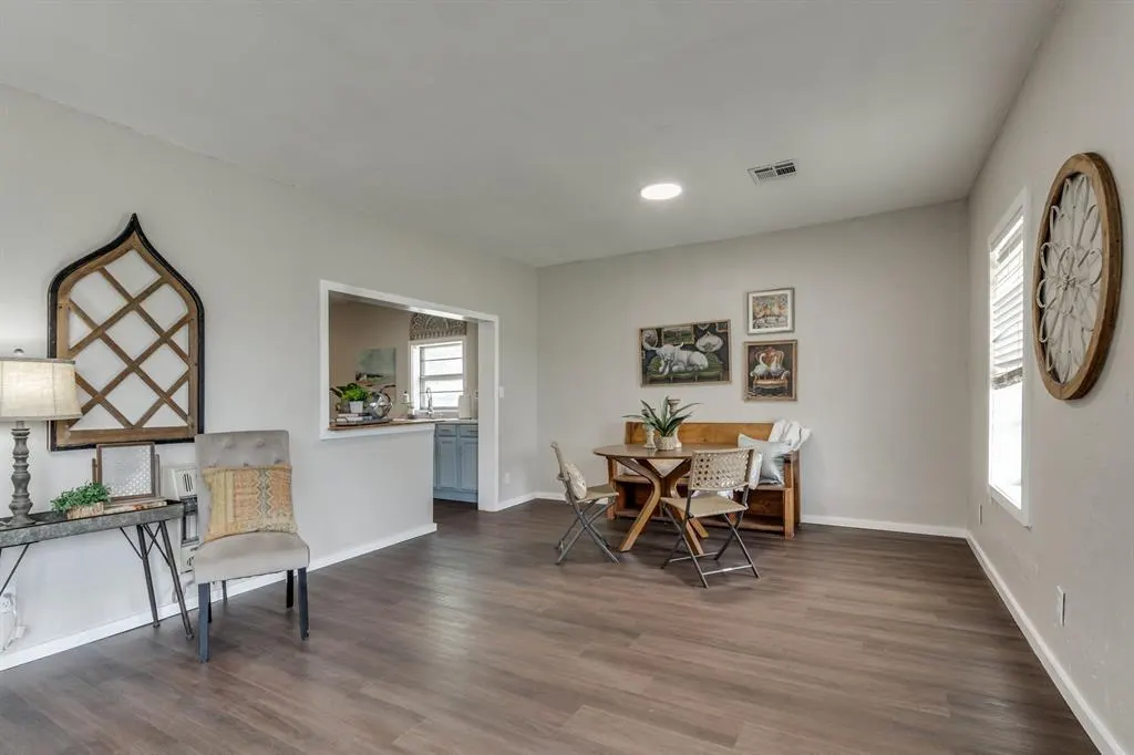 Photo 9 — 214 N Temple Street, Cordell, OK 73632