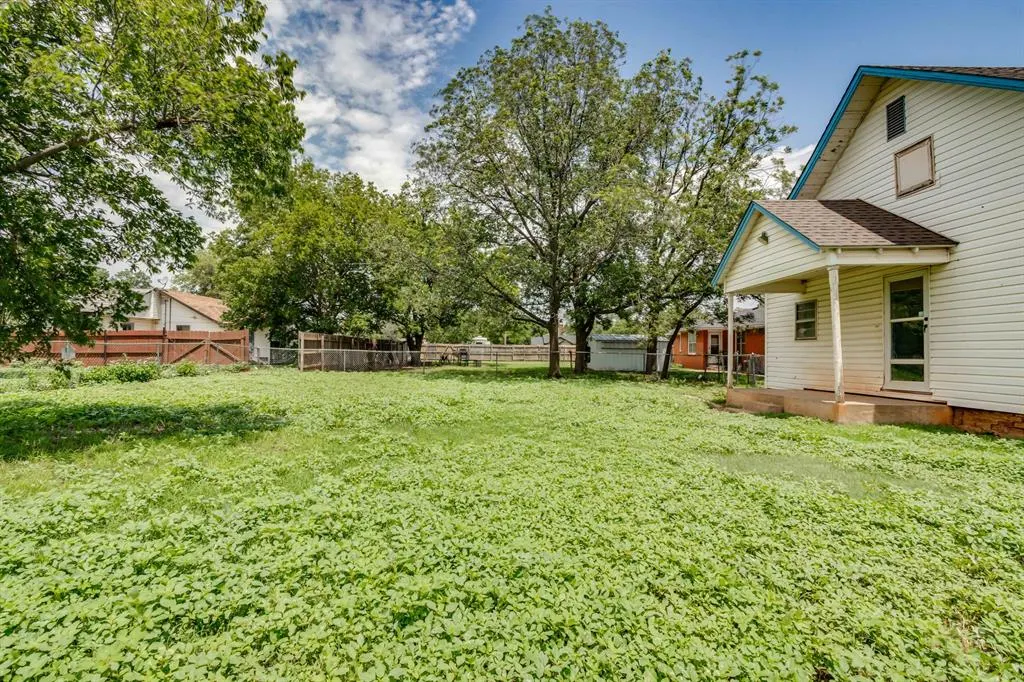 Photo 37 — 214 N Temple Street, Cordell, OK 73632