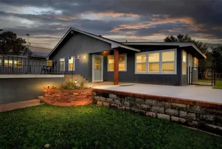 Sold home at 109 Cowan Avenue