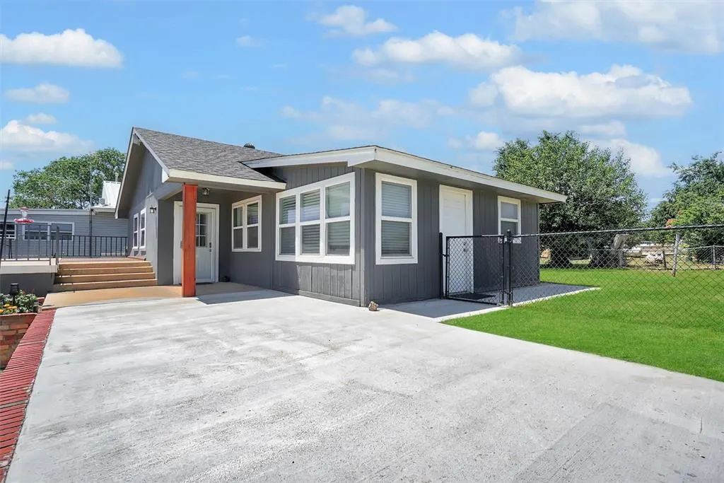 Photo 26 — 109 Cowan Avenue, Fort Cobb, OK 73038