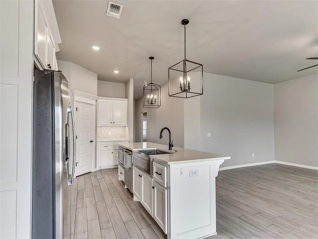 Photo 8 — 8324 Lambert Way, Edmond, OK 73034